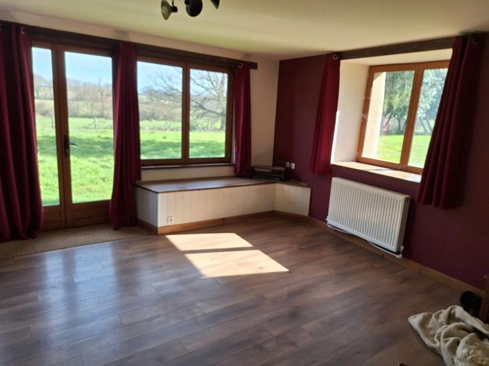 Image No.6-3 Bed House for sale