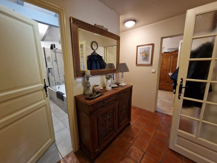 Image No.7-2 Bed House for sale