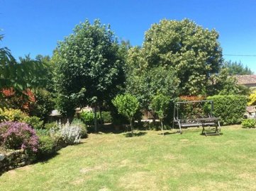 a935cb224410825a9691d33e3fe54fa7cbdc0ebb00750