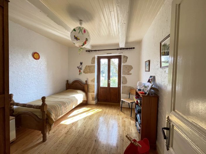 Image No.8-4 Bed Village House for sale