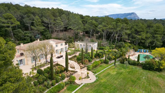 Image No.3-7 Bed Property for sale