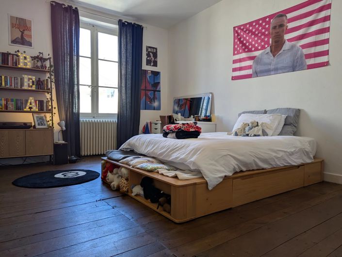 Image No.8-6 Bed House for sale