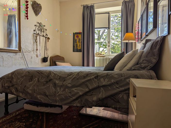 Image No.9-6 Bed House for sale