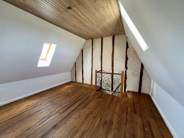 Image No.10-1 Bed Village House for sale