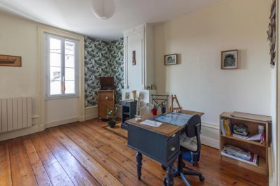 4f0bc6d6c0518cebe9a221a07d2ed11189f1680738192