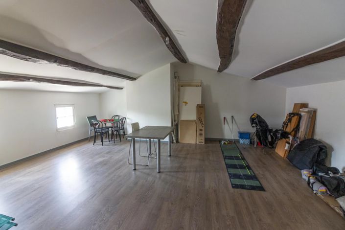 Image No.15-7 Bed House for sale