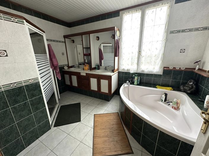 Image No.10-Maison de 3 chambres à vendre à Montpon-Menesterol