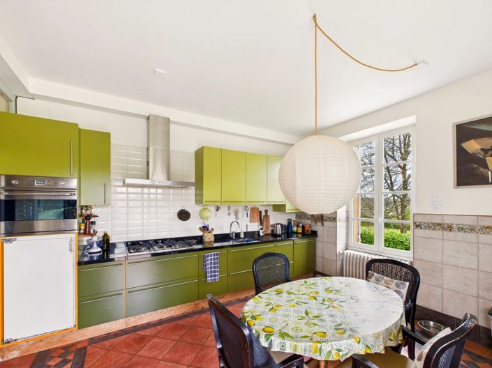 Image No.13-8 Bed House for sale