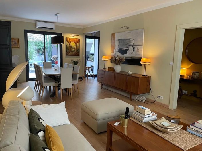 Image No.1-3 Bed House for sale
