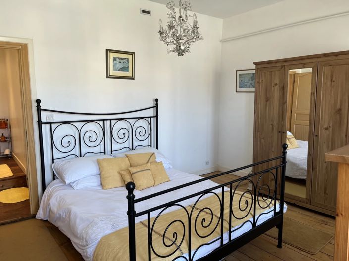 Image No.9-4 Bed House for sale