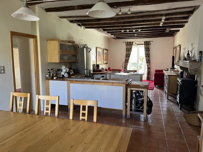 Image No.6-4 Bed House for sale