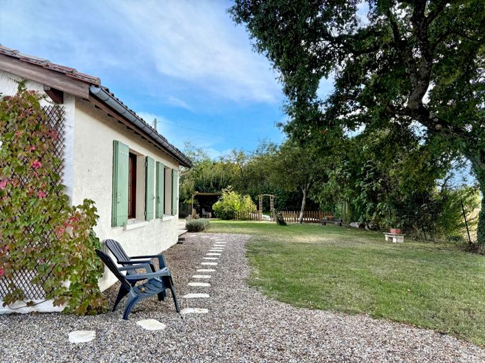 Image No.1-4 Bed House for sale