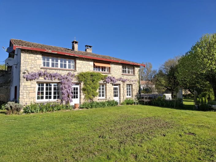 Image No.1-7 Bed Village House for sale