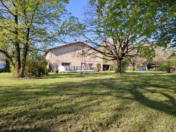 Image No.12-7 Bed Village House for sale