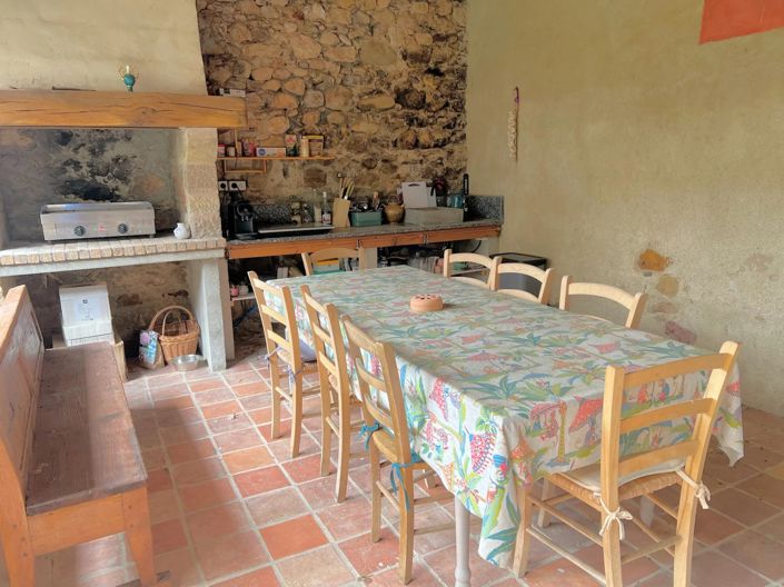 Image No.10-7 Bed House for sale