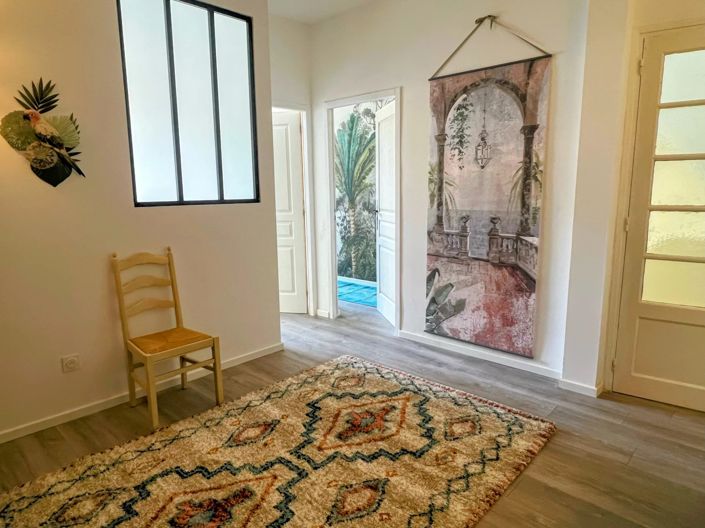 Image No.9-7 Bed House for sale