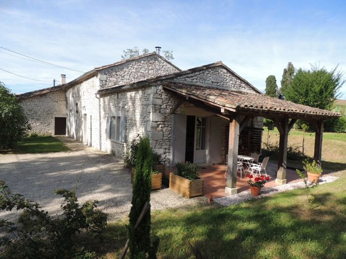 Image No.1-4 Bed Village House for sale