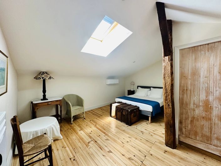 Image No.10-4 Bed Village House for sale