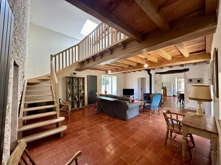 Image No.5-4 Bed Village House for sale