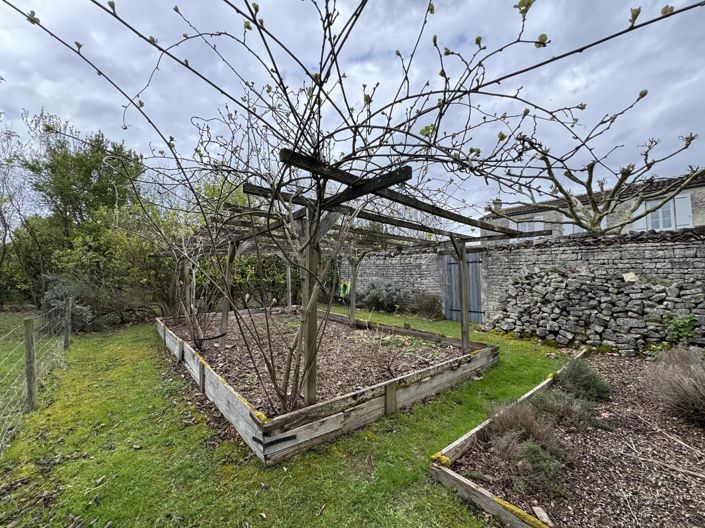 Image No.13-3 Bed House for sale