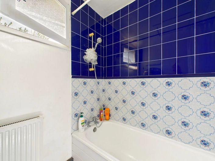 Image No.11-3 Bed House for sale