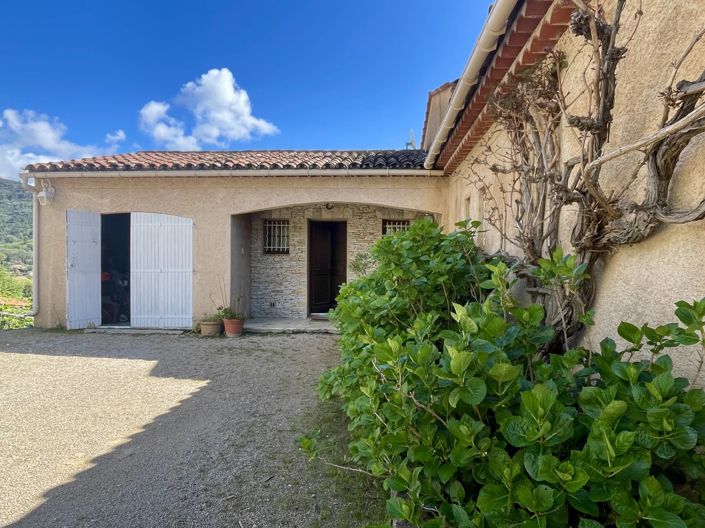 Image No.12-4 Bed House for sale