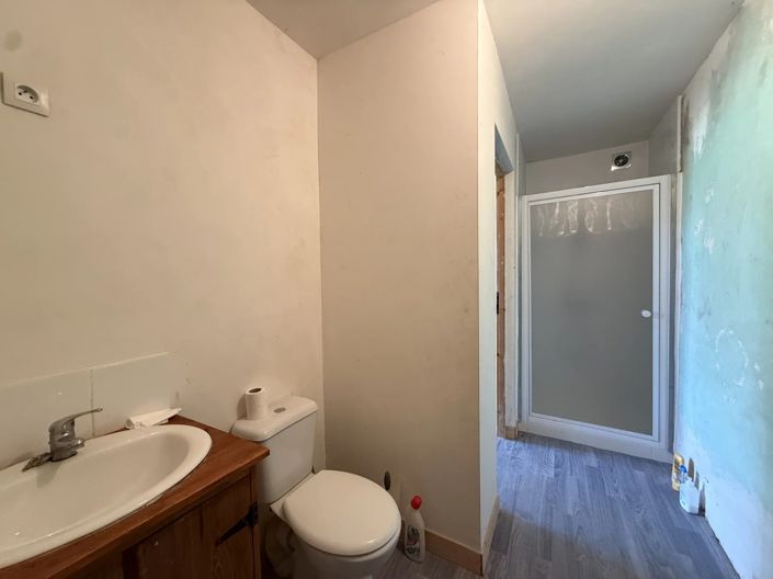 Image No.7-2 Bed House for sale