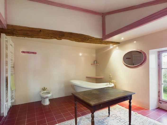 Image No.15-6 Bed House for sale