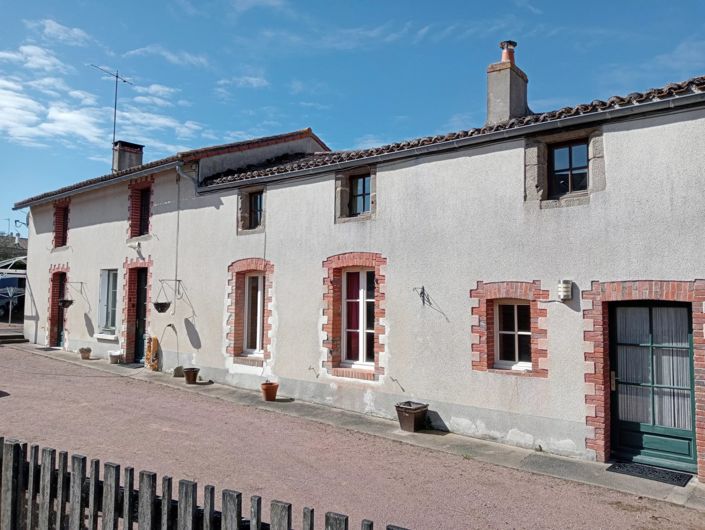 Image No.1-Maison de 3 chambres à vendre à Moutiers-sous-Argenton