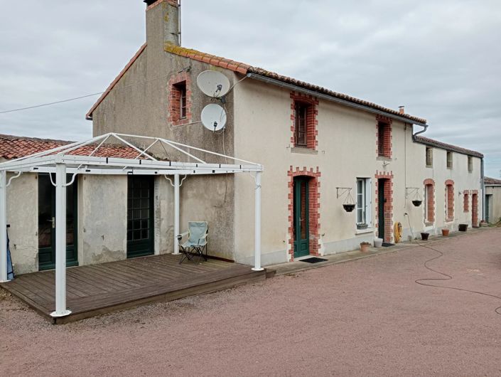 Image No.2-3 Bed House for sale