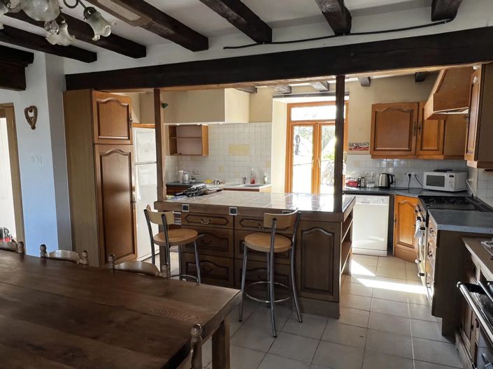 Image No.11-Ferme de 9 chambres à vendre à Bellac