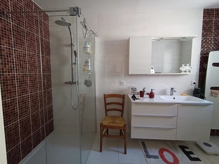 Image No.6-Maison de 4 chambres à vendre à Montmorillon