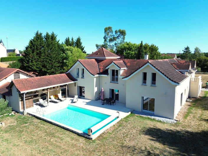 Image No.1-5 Bed House for sale