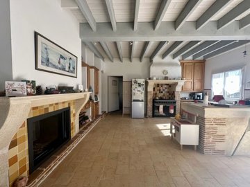 748a2b59f8426a0a284c2b3404e96030e22835ae05403