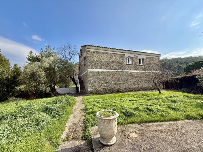 Image No.12-7 Bed House for sale