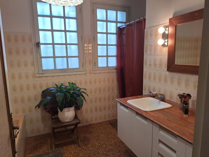 Image No.7-4 Bed House for sale