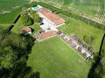 2df5ece113ef135c022e051918e1cd4fa76f10396a160