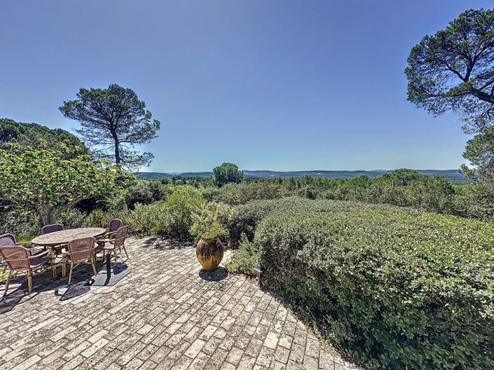 Image No.2-4 Bed House for sale