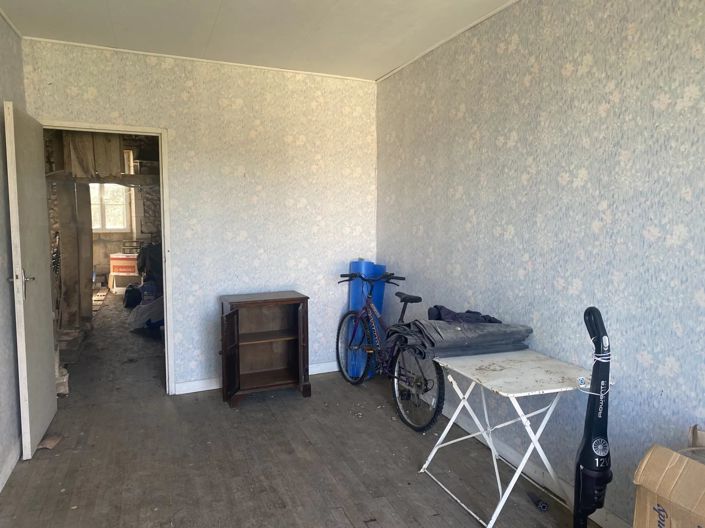 Image No.10-3 Bed Village House for sale