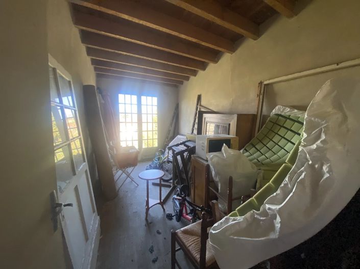 Image No.11-3 Bed Village House for sale