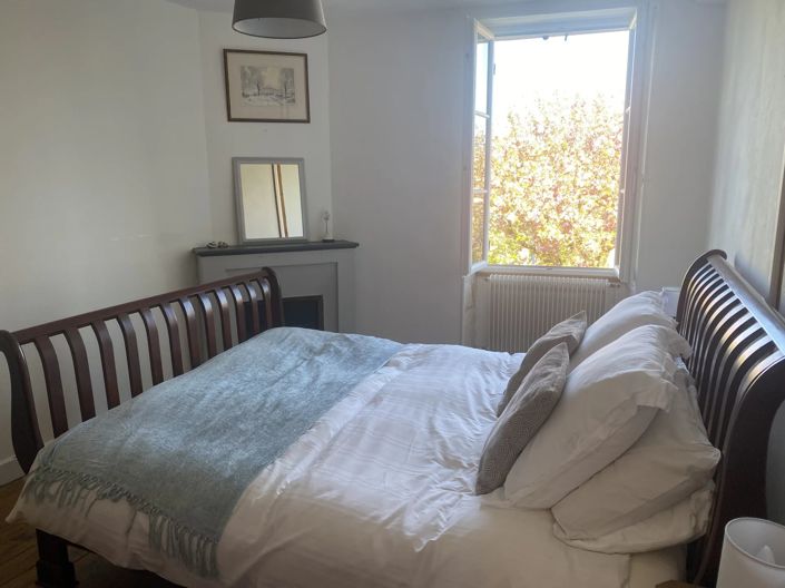 Image No.7-3 Bed Village House for sale