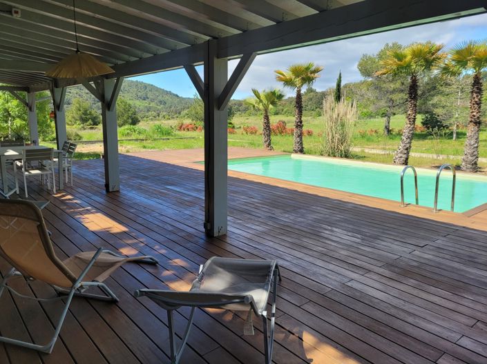 Image No.5-8 Bed House for sale