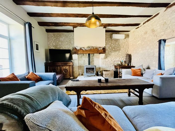 Image No.3-4 Bed House for sale