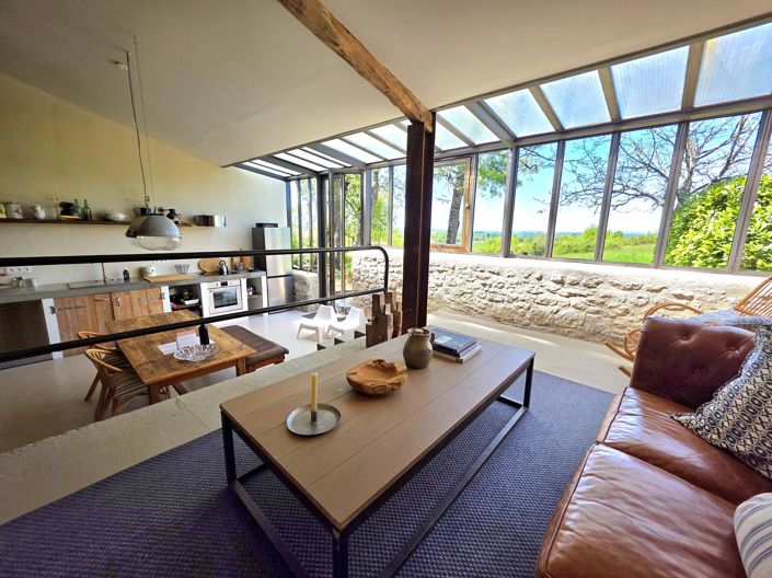 Image No.10-11 Bed House for sale