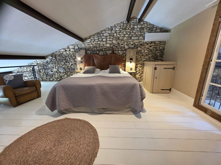 Image No.13-11 Bed House for sale