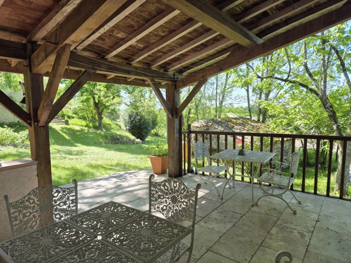 Image No.10-6 Bed House for sale