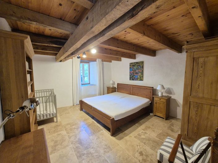 Image No.7-6 Bed House for sale