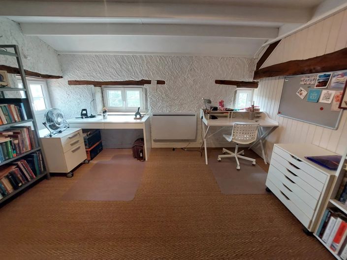 Image No.10-5 Bed House for sale