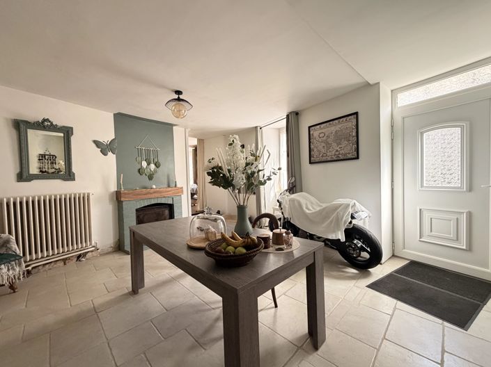 Image No.6-3 Bed House for sale