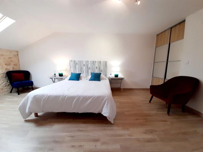 Image No.13-8 Bed House for sale